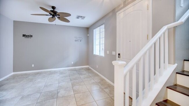 Building Photo - Charming 3-Bedroom Two-Story Home with Balcony & Modern Touches!