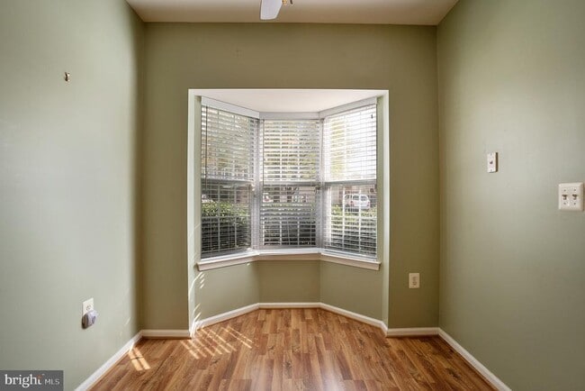 Building Photo - 1025 Simsbury Ct