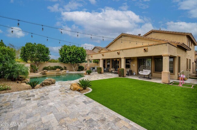 Building Photo - 7743 E Nestling Way