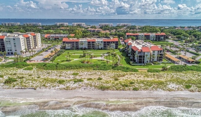 Building Photo - 1975 Gulf of Mexico Dr