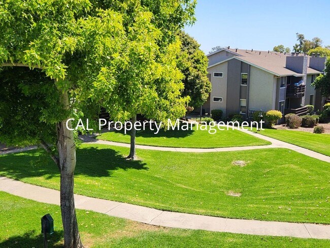 Building Photo - Upper-Level 2 Bed / 2 Bath Condo in Gated North Salinas Community | 932 sq ft