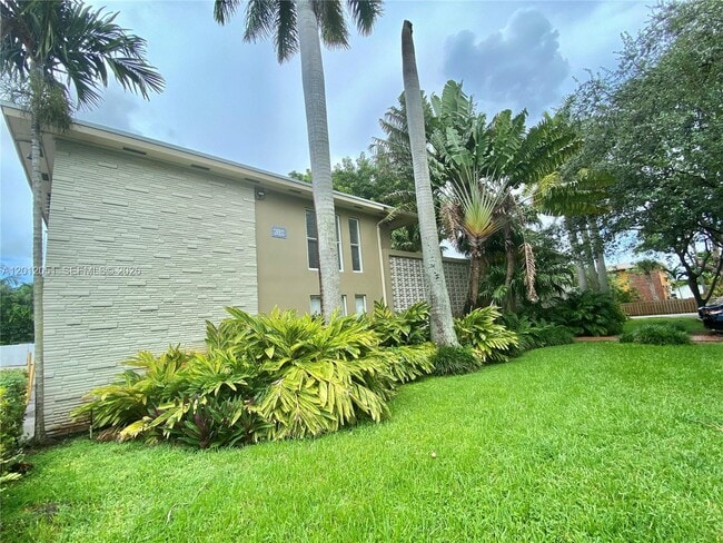 Building Photo - 6310 SW 79th St