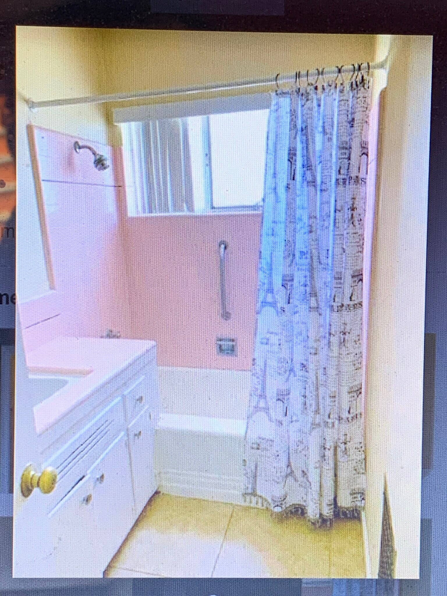 Bath - 4117 Palmyra Rd