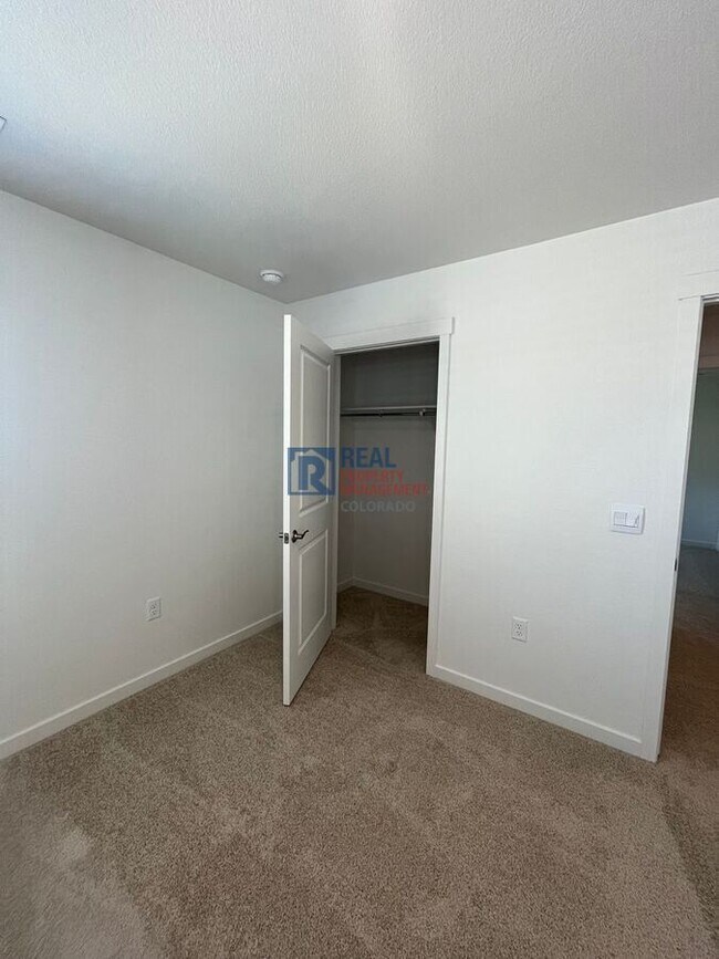 Building Photo - 17847 Dandy Brush Dr