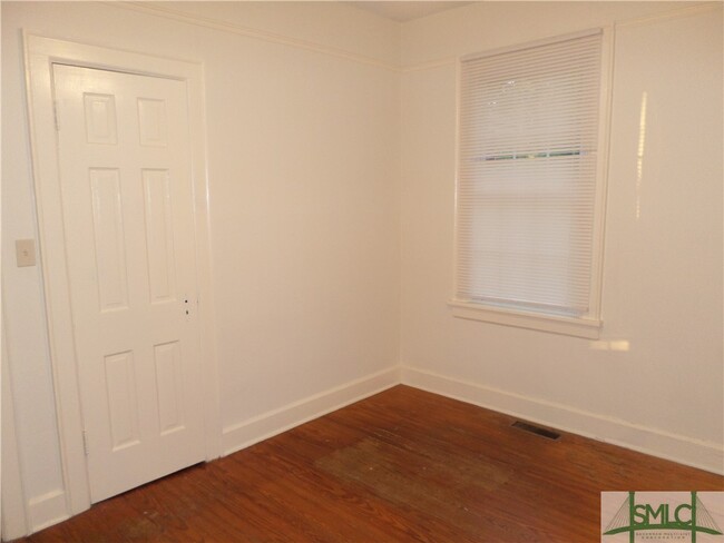Building Photo - 141 Rommel Ave