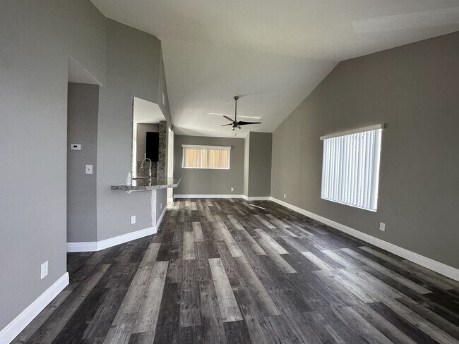 Building Photo - 3405 NW 44th St