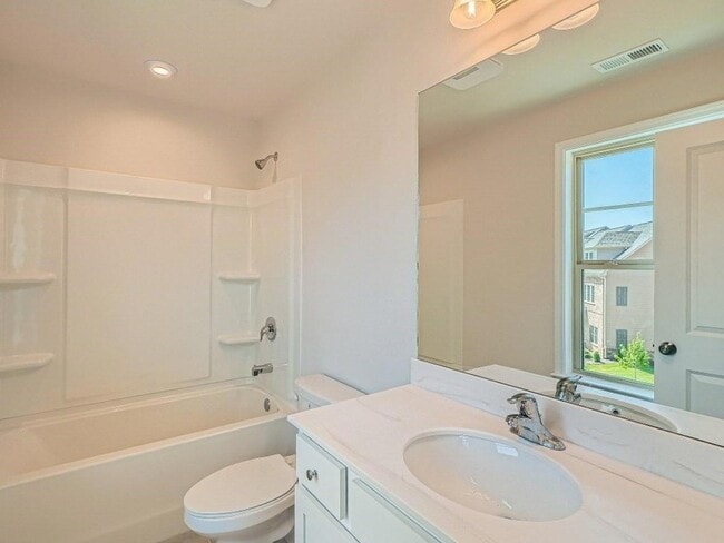 Building Photo - 3537 Hidden Valley Cir