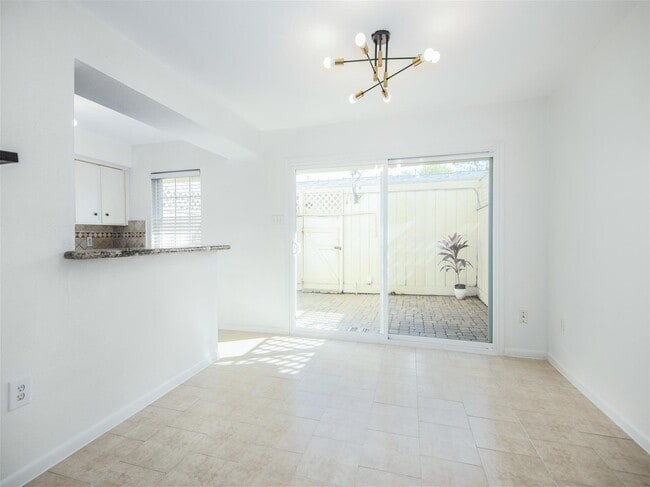 Building Photo - 6440 Olympia Dr