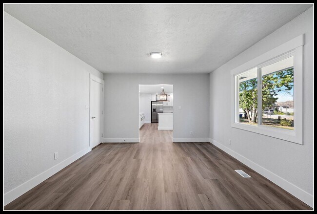 Building Photo - 3 Acre Horse Ranch & Home Rental SE Boise ...