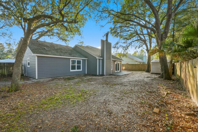 Building Photo - 266 Honeysuckle Way