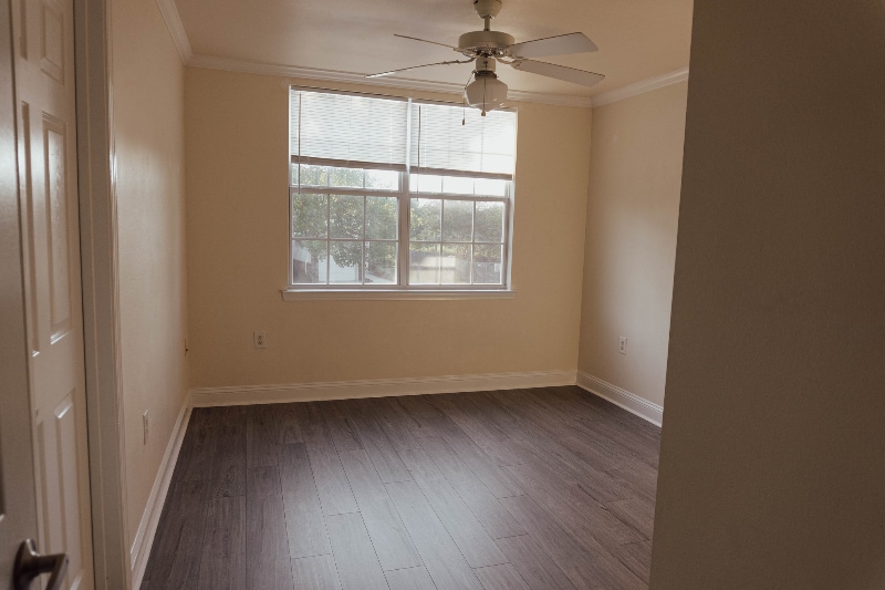 Building Photo - 750 Majestic Dr