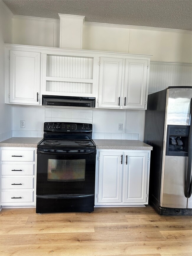 Building Photo - 219 Blinkin Ave