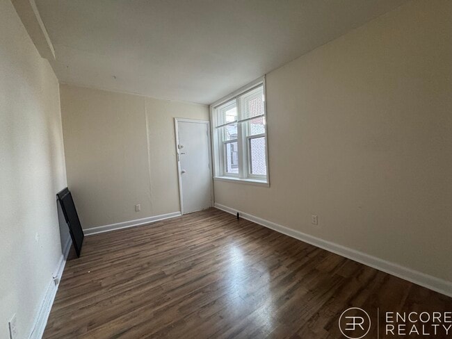 Building Photo - 1131 Commonwealth Ave