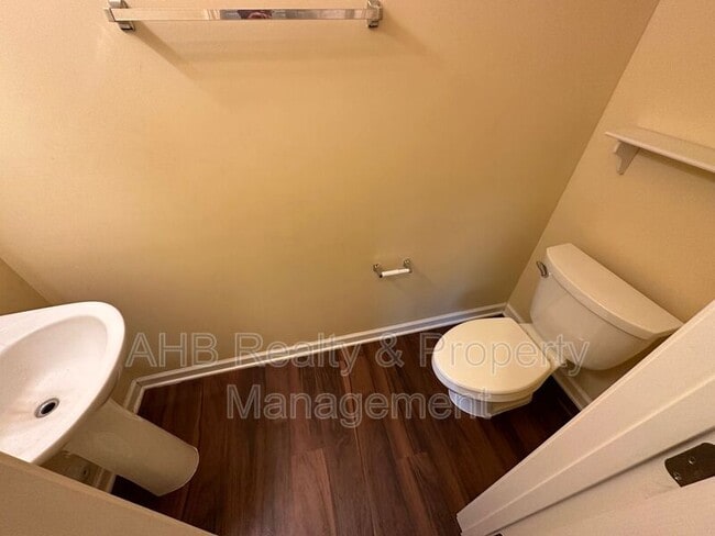 Building Photo - 1204 Glory Vine Rd