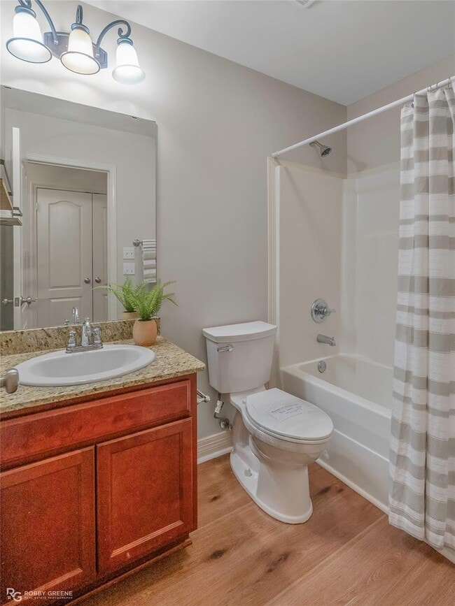 Building Photo - LEGACY BEAUTY.. Close to Barksdale Air Force Base..