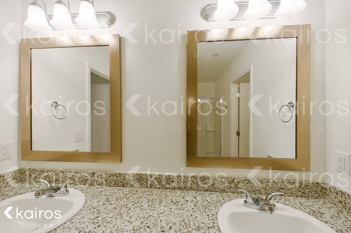Building Photo - 11462 Camden Ct Cir