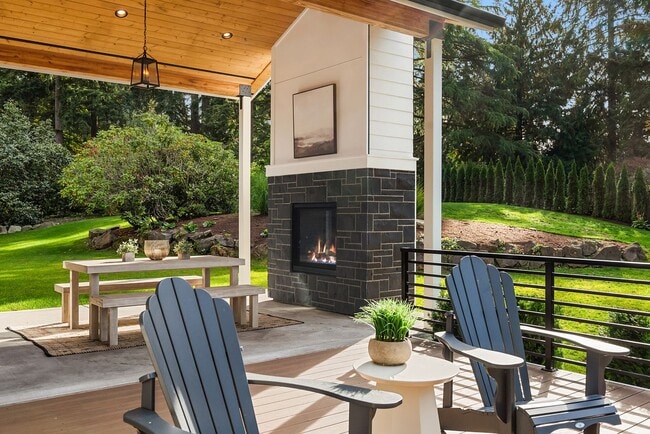 Building Photo - 7Bd/6.5Ba Bellevue Home