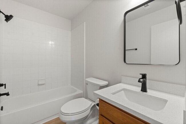 Building Photo - 29030 Fox Fountain Ln