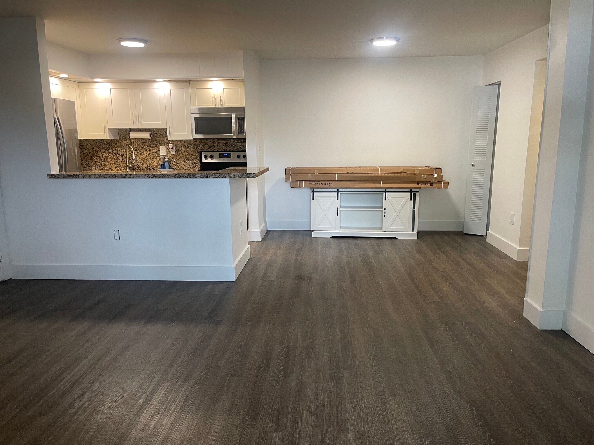 Building Photo - 19055 NW 62nd Ave