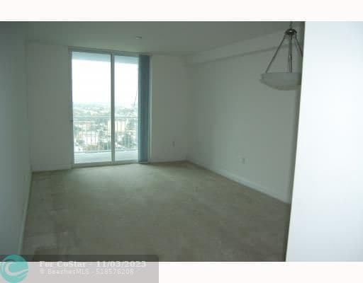 Building Photo - 1250 S Miami Ave