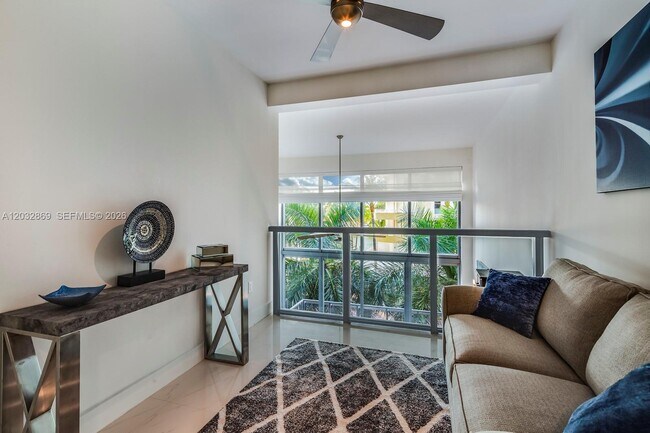 Building Photo - 6000 Collins Ave