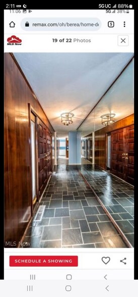 Building Photo - 724 Wyleswood Dr