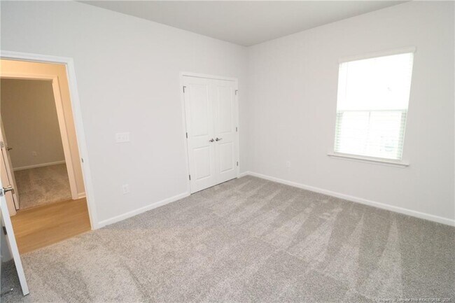 Building Photo - 756 Ben Ledi Ct