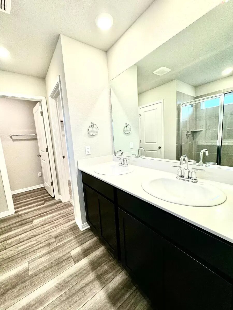 Building Photo - 3708 Sweet Watermelon Ln