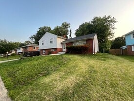 Building Photo - 107 Colton St