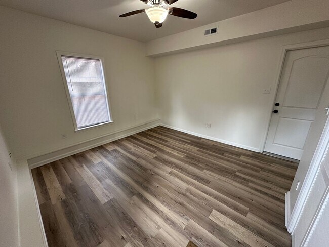 Building Photo - Steuben Rd-1434