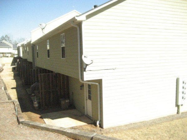 Building Photo - 105 Westchester Dr