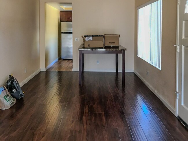 Building Photo - Beautiful 2-Bedroom, 2-Bathroom Condo for ...
