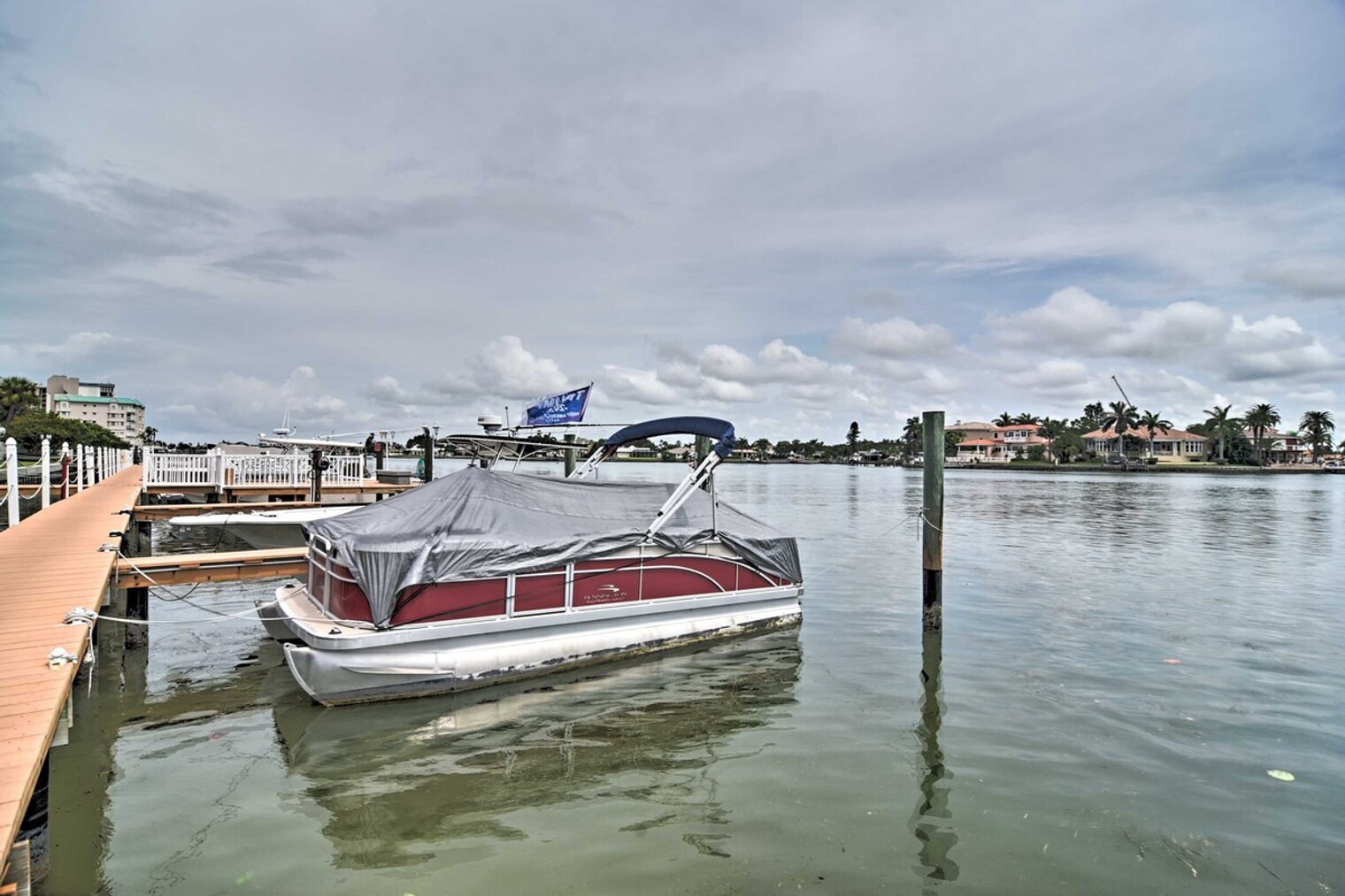 Building Photo - 8931 Blind Pass Rd