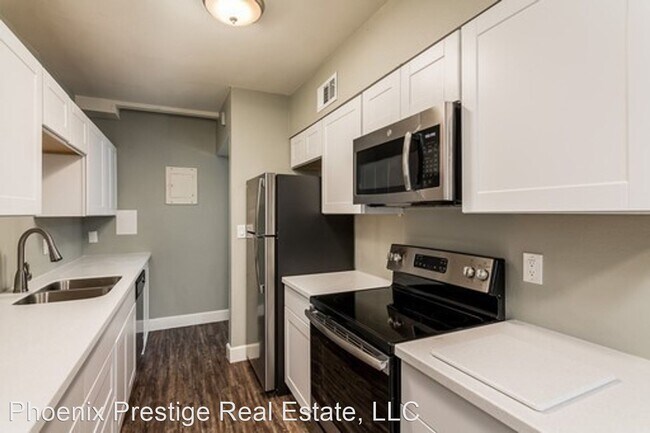 Primary Photo - 1518 W Colter St