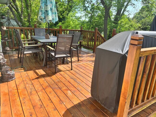 Building Photo - Charming 3BR/2BA one-level house