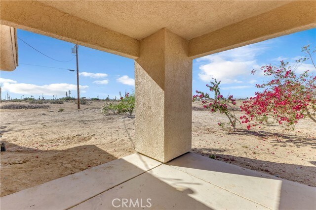 Building Photo - 1341 Beach Club Dr