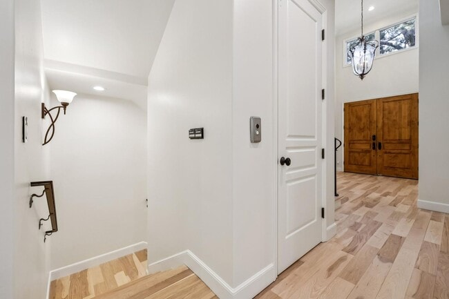 Building Photo - 7BR / 6BA Los Altos Home with Elevator, 3-Car Garage & EV Charging