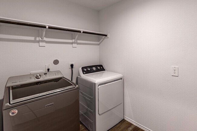 Building Photo - 40515 Crisp Beech St