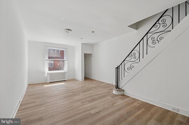 Primary Photo - 1912 S Woodstock St
