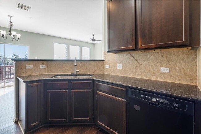 Building Photo - 700 Mandarin Flyway