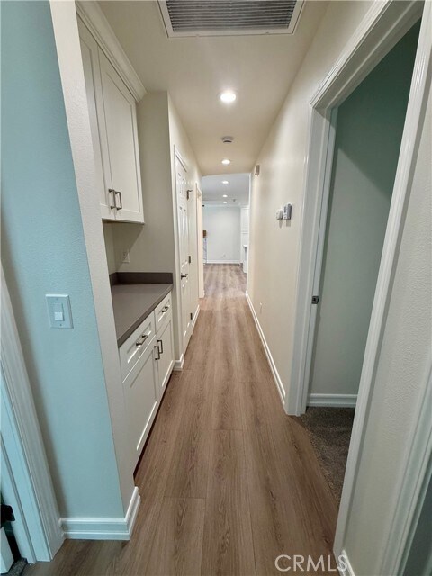 Building Photo - 172 S Spencer Ave