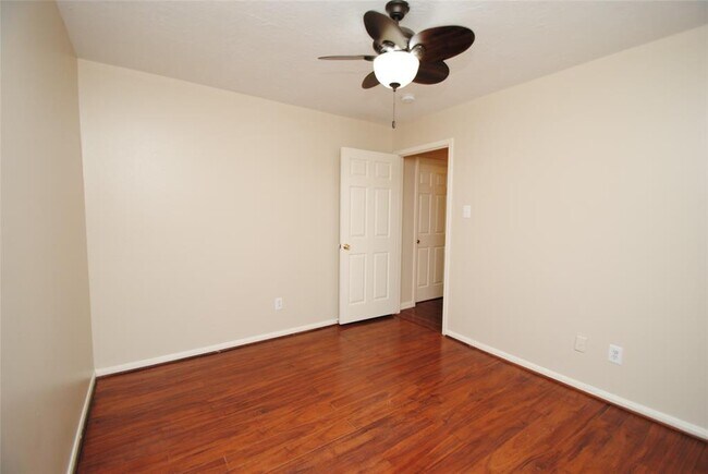 Building Photo - 17110 Fairway Glen Ct
