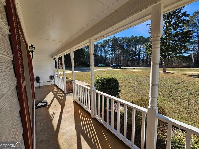 Building Photo - 611 Lora Smith Rd