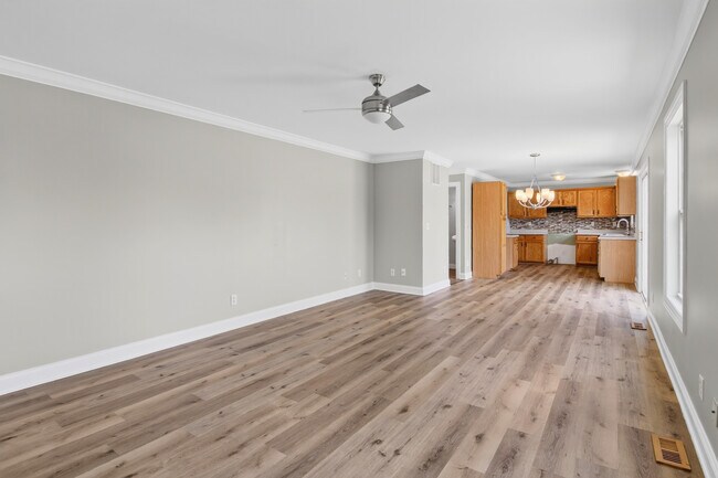 Building Photo - 12465 Shelby Pl