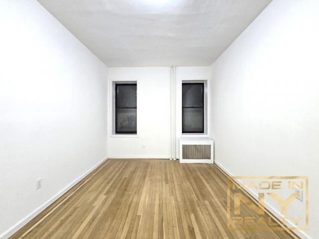 Building Photo - 2 bedroom in KEW GARDENS NY 11415