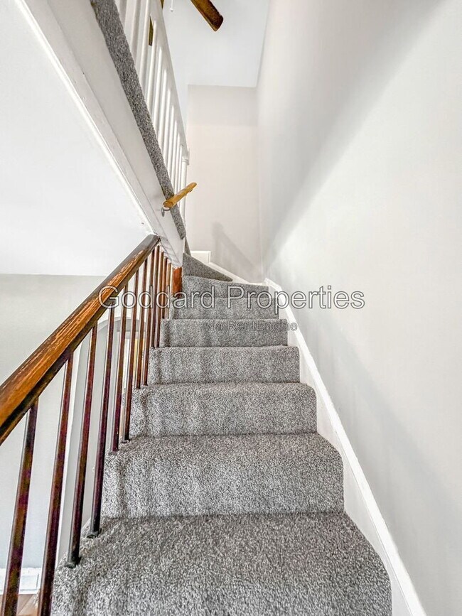 Building Photo - 37 N Bernice Ave