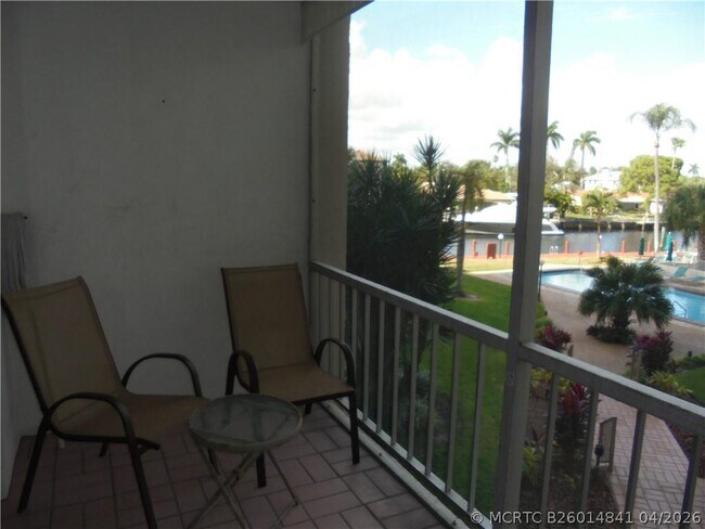 Building Photo - 1391 S Ocean Blvd