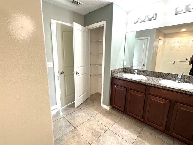 Building Photo - 4329 Globe Thistle Dr