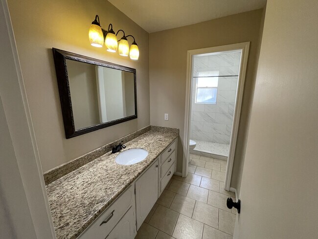 Building Photo - 9015 Eldora Dr