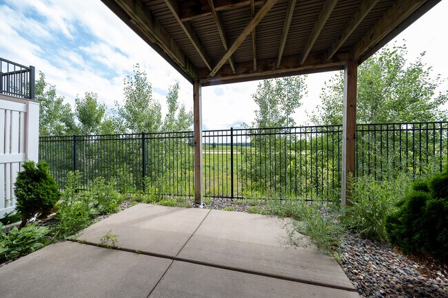 Building Photo - 9939 5th St Ln N